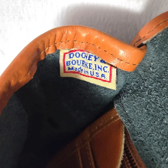 Dooney & Bourke-VINTAGE All-Weather Leather Cavalry Trooper Bag - Picture 14 of 16